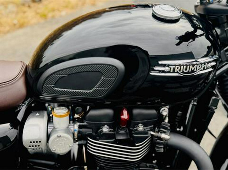 2025 Triumph Bonneville T120 Black