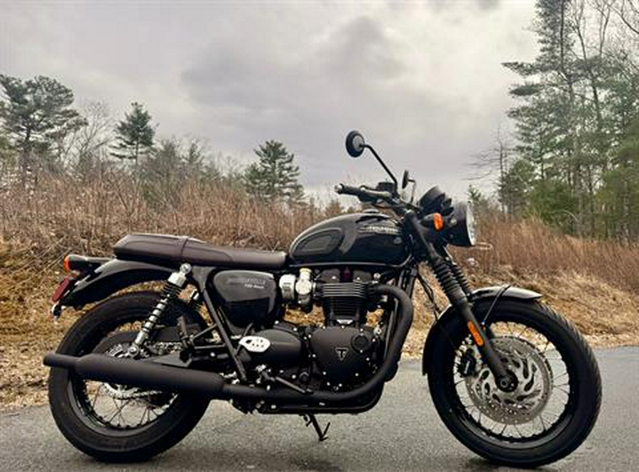 2025 Triumph Bonneville T120 Black