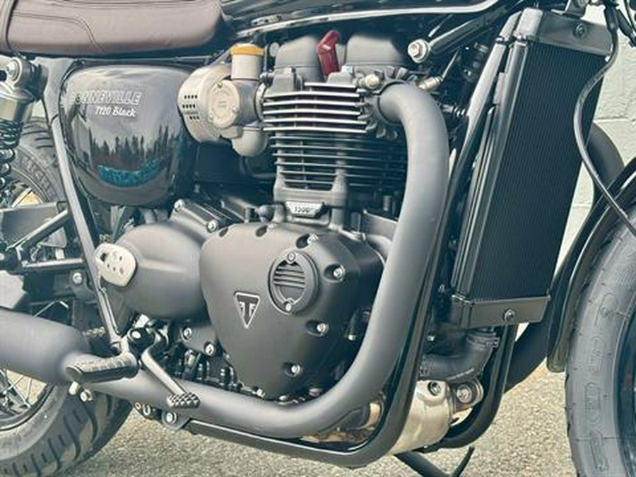 2025 Triumph Bonneville T120 Black