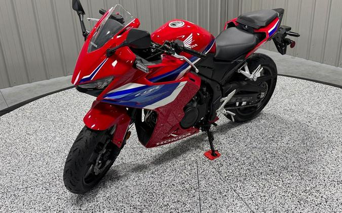 2025 Honda CBR500R ABS