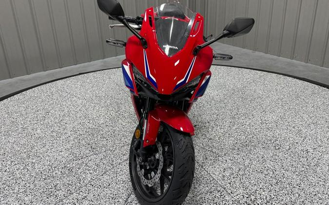 2025 Honda CBR500R ABS