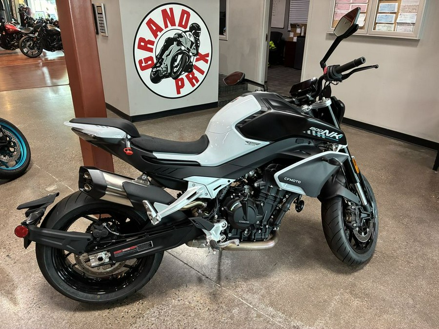 2026 CFMOTO 800NK