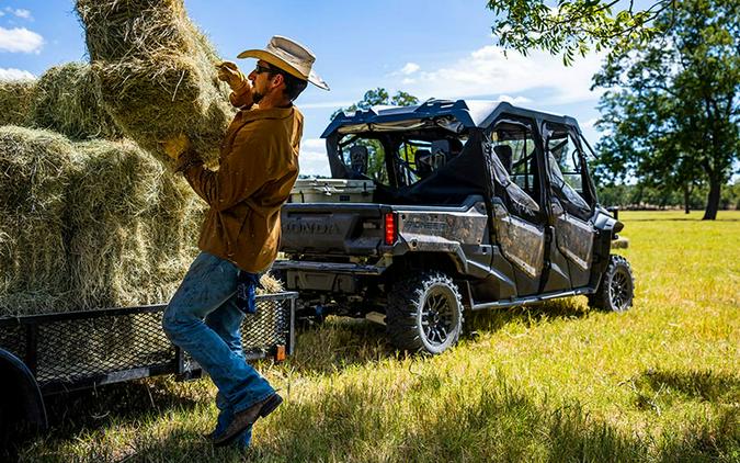 2023 Honda Pioneer 1000-6 Crew Deluxe