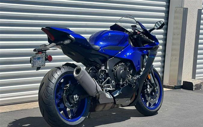 2023 Yamaha YZF-R1