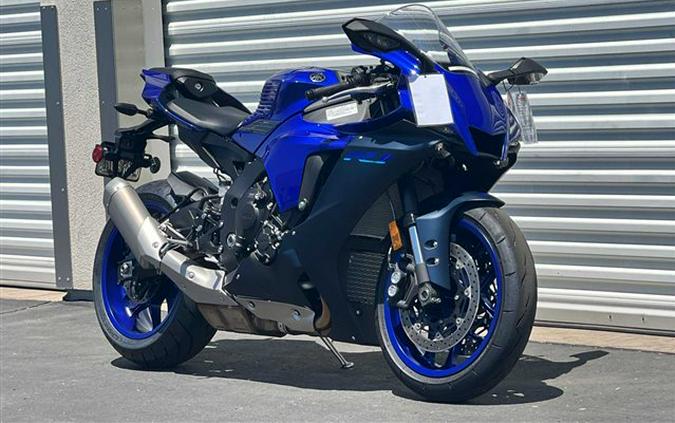 2023 Yamaha YZF-R1