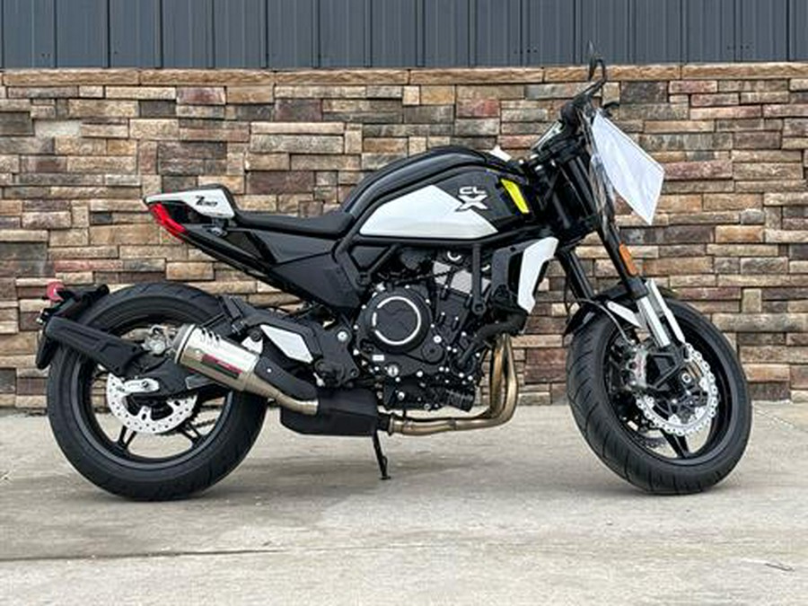 2024 CFMOTO 700CL-X Sport