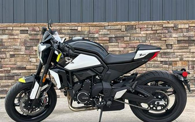 2024 CFMOTO 700CL-X Sport