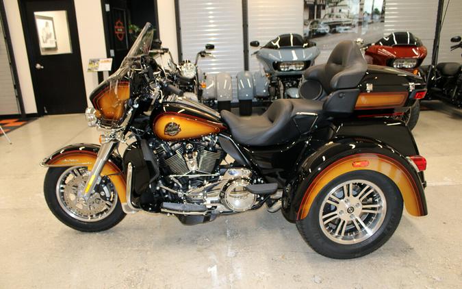 New 2024 Harley-Davidson Tri Glide Ultra FLHTCUTG Trike For Sale In Miami, Florida