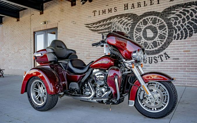 2016 Harley-Davidson® FLHTCUTG - Tri Glide® Ultra