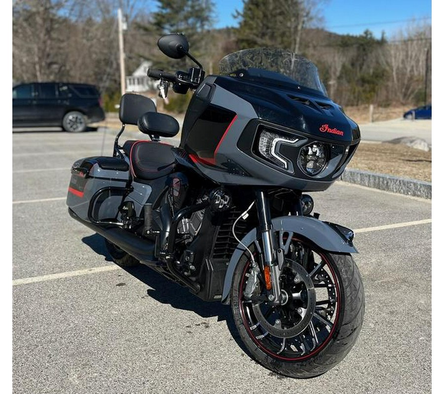 2022 Indian Motorcycle® Challenger® Elite Stealth Gray w/ Black Metallic & Indy Red Accents