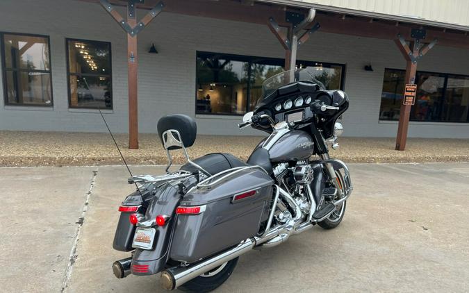 2014 Harley-Davidson® Street Glide® Special Charcoal Pearl