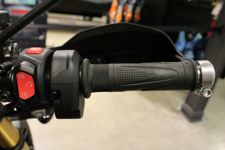 2026 Triumph Scrambler 1200 XE