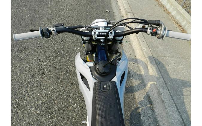 2024 FC350 - Husqvarna Motorcycles