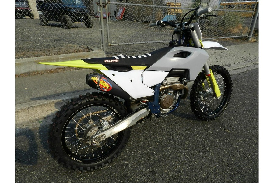 2024 FC350 - Husqvarna Motorcycles