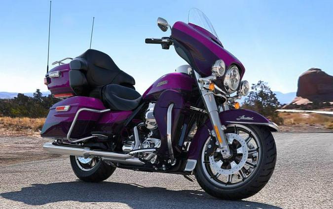 2016 Harley-Davidson® FLHTK Ultra Limited - Custom Color Option