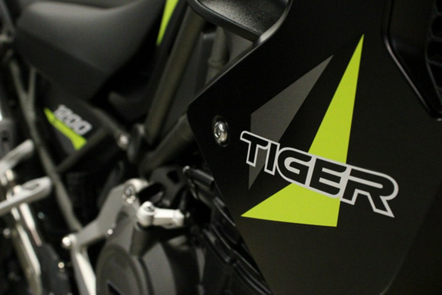 2026 Triumph Tiger 1200 Desert Edition Satin granite Desert Edition