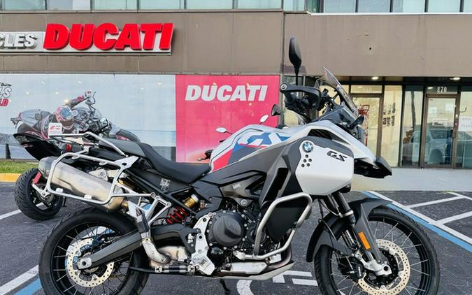 2024 BMW F 900 GS Adventure White Aluminum Metal Matte