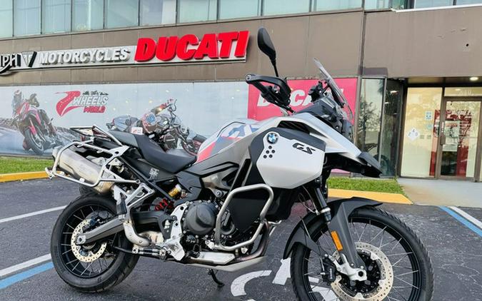 2024 BMW F 900 GS Adventure White Aluminum Metal Matte