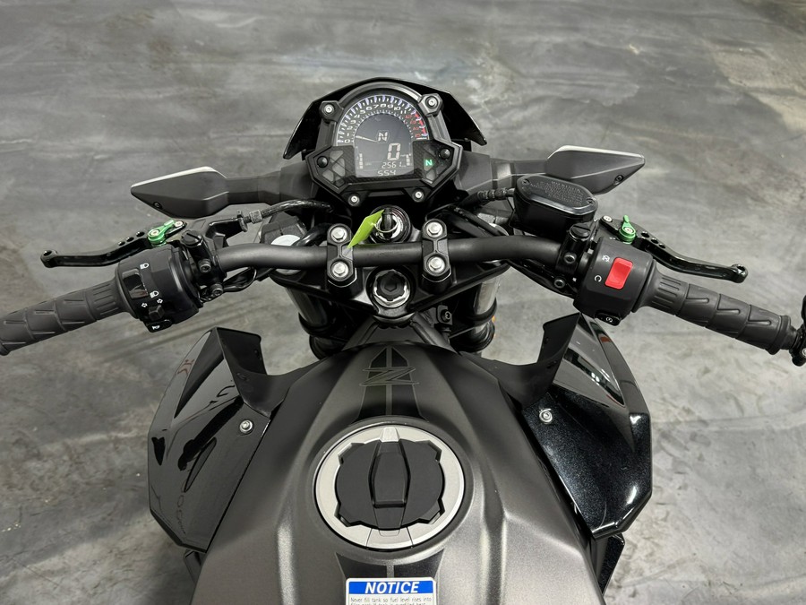 2023 KAWASAKI Z400 ABS