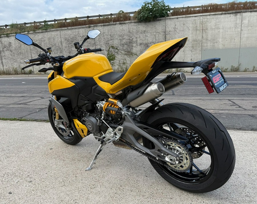 2026 Ducati Streetfighter V2 SF896