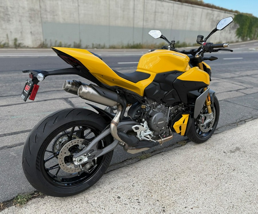 2026 Ducati Streetfighter V2 SF896