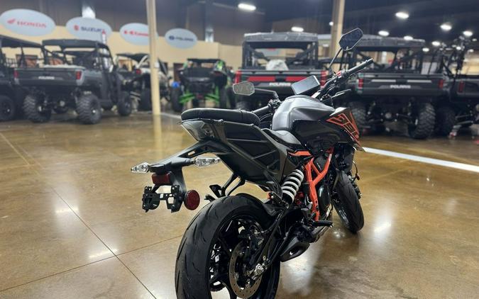 2026 KTM 390 Duke