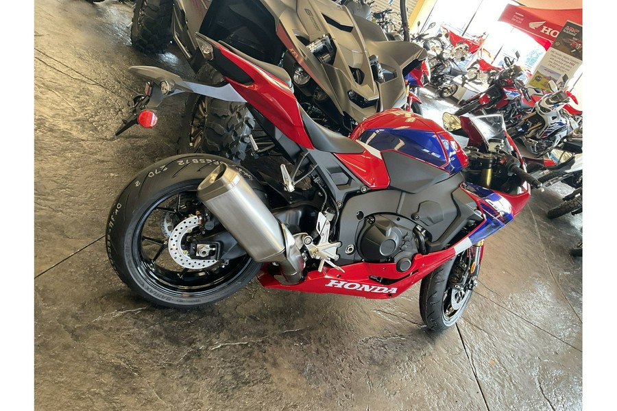 2024 Honda CBR1000RAR