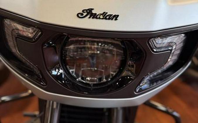 2025 Indian Motorcycle® Challenger® Dark Horse® 112 Black Smoke