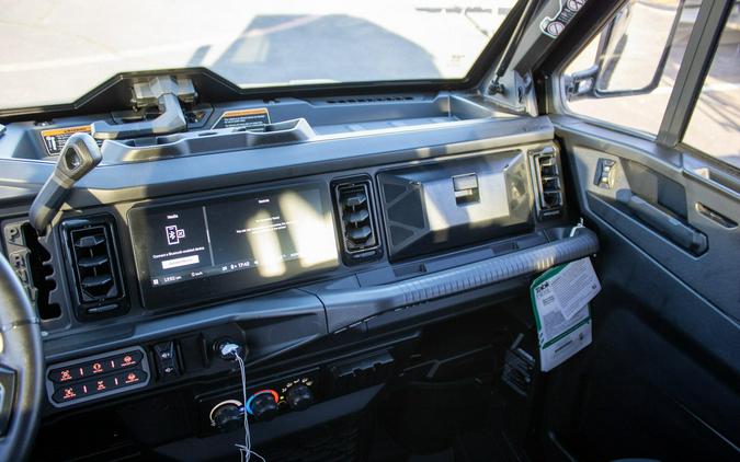 2026 CAN-AM DEFENDER MAX LONE STAR CAB HD11