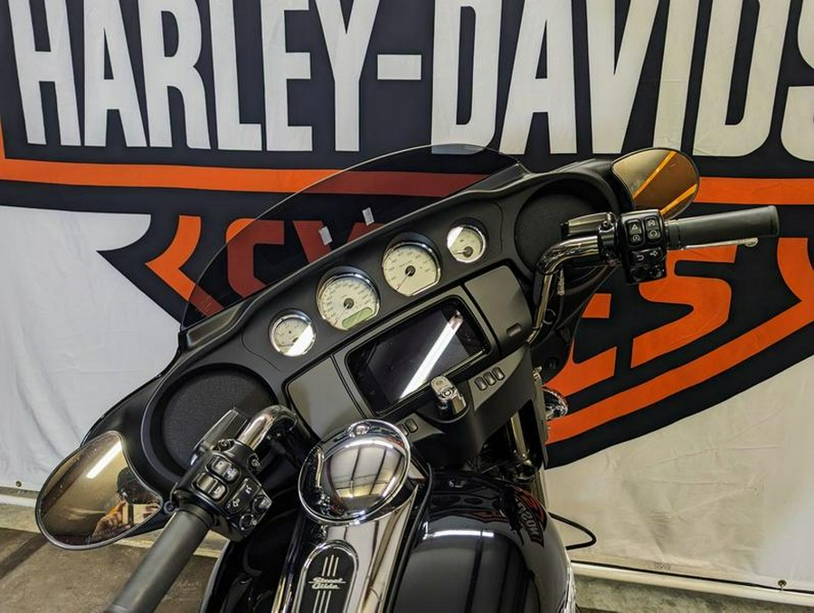 2020 Harley-Davidson® FLHX - Street Glide®