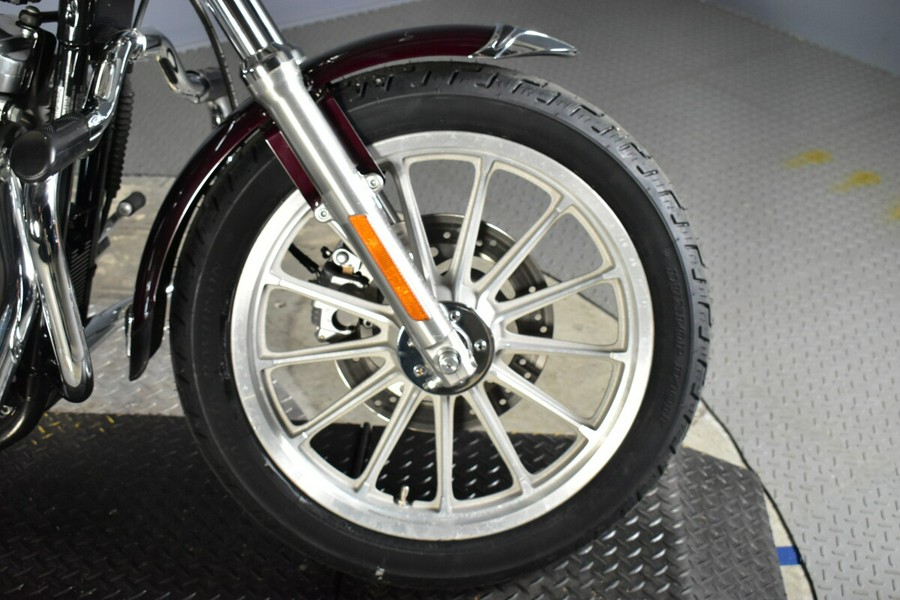 2005 Harley-Davidson Sportster 883 Custom