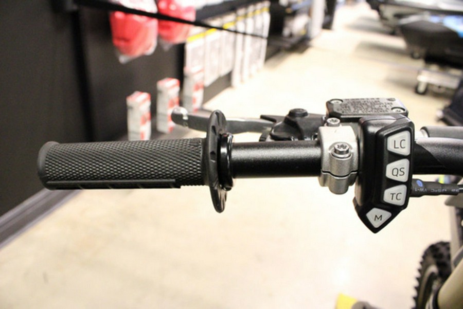 2026 Triumph TF 450-X Jet Black/Pure White 450-X