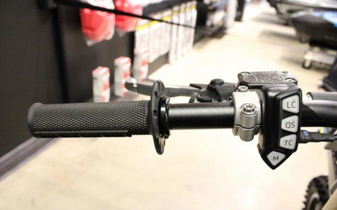 2026 Triumph TF 450-X Jet Black/Pure White 450-X