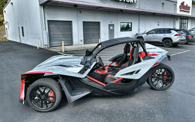 2023 Polaris Slingshot® ROUSH® Edition Manual