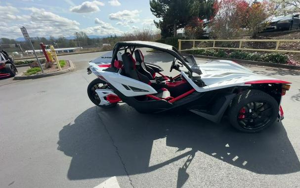 2023 Polaris Slingshot® ROUSH® Edition Manual