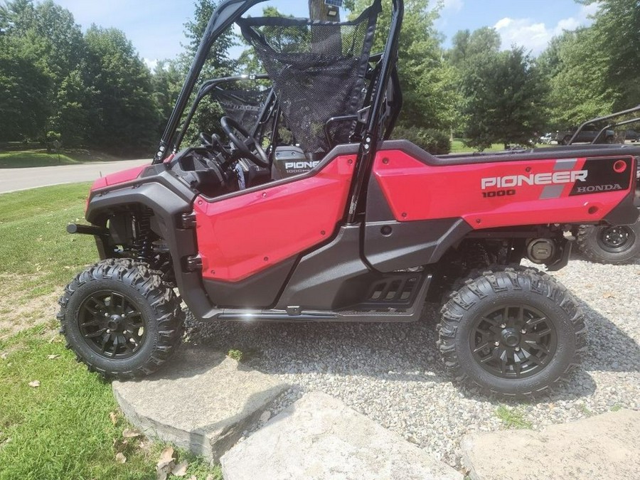 2024 Honda® Pioneer 1000 Deluxe