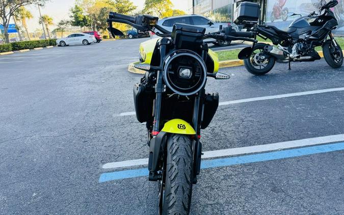 2025 Husqvarna VITPILEN 801