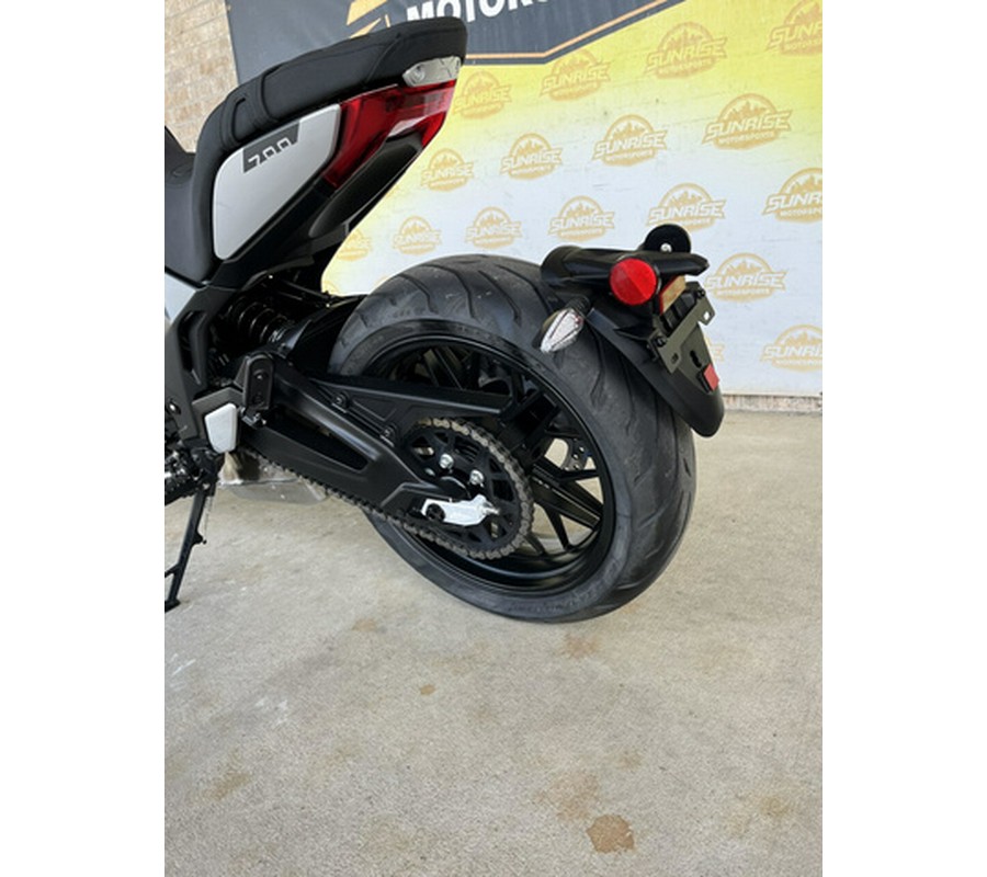 2022 CFMOTO 700 CL-X