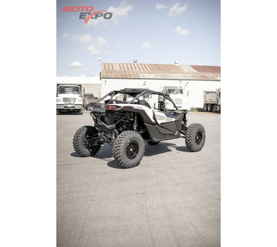 2024 Can-Am® Maverick X3 RS Turbo RR Catalyst Gray