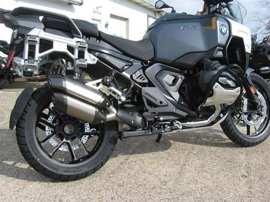 2026 BMW R1300GSA Trophy