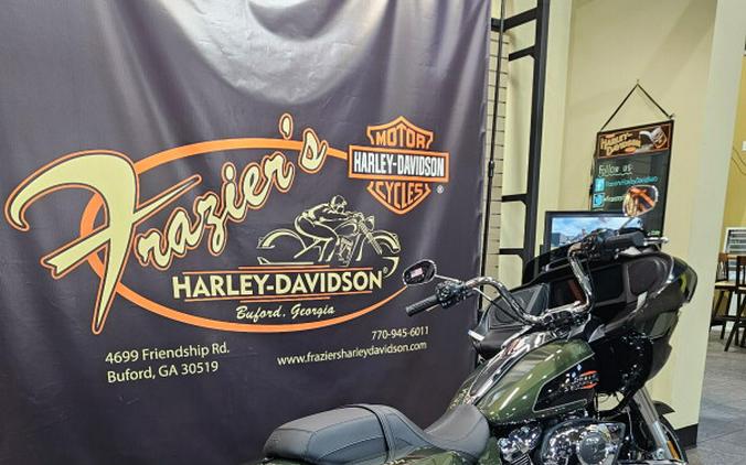 2026 Harley-Davidson® Road Glide® OLIV STL MTL/BLK W/ PINSTRI