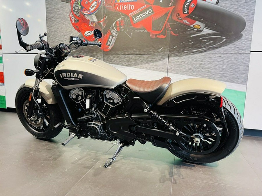 2023 Indian Scout Bobber ABS Silver Quartz Smoke
