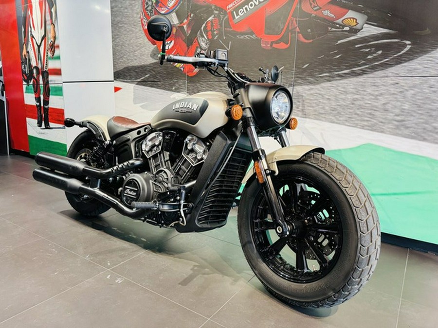2023 Indian Scout Bobber ABS Silver Quartz Smoke