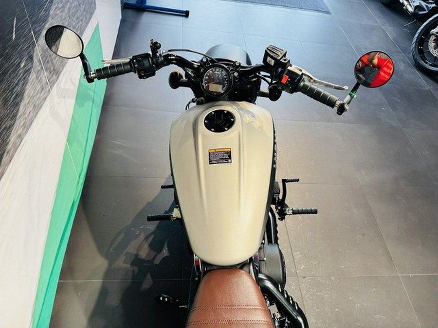 2023 Indian Scout Bobber ABS Silver Quartz Smoke