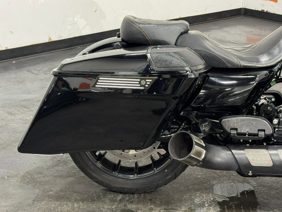 2018 HARLEY DAVIDSON ROAD GLIDE SPECIAL