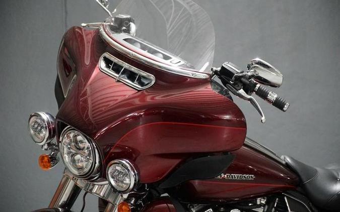 2017 Harley-Davidson® FLHTKL - Ultra Limited Low