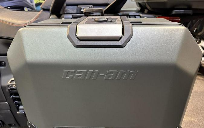 2025 Can-Am® Canyon Redrock