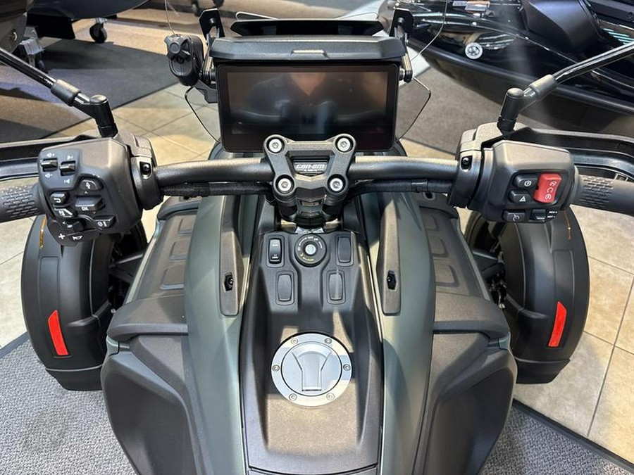 2025 Can-Am® Canyon Redrock