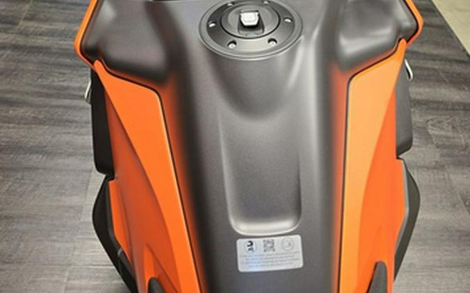 2027 KTM Super Adventure 1390 S EVO