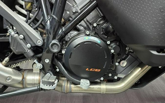 2027 KTM Super Adventure 1390 S EVO